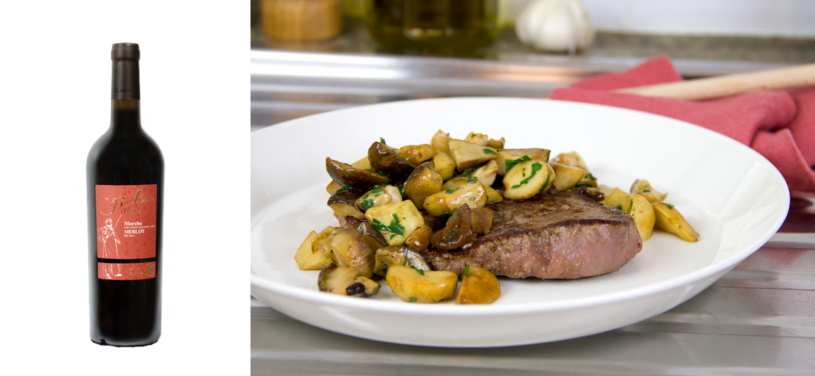 CantineSaputi's tweet photo. Filetto di manzo con i funghi porcini e #Merlot di #CantineSaputi. Buon appetito #winelovers. Ricetta e foto #GNAMBOX http://t.co/KzVVsiI41P
