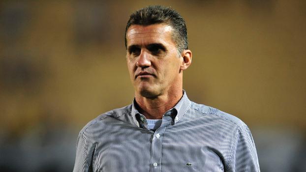 ESPNBrasil's tweet photo. Mancini recebe só 25% do salário e ainda reparte com funcionários do #Botafogo; LEIA EM: http://t.co/T3ZBfdIwTJ http://t.co/mJBkom8APG
