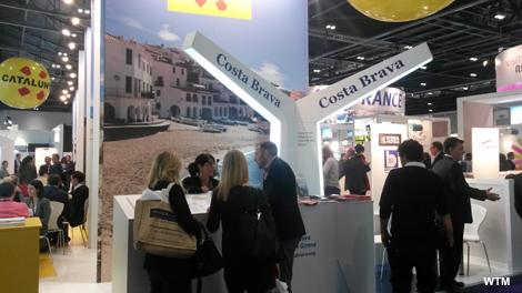 ajverges's tweet photo. #Verges i @laprocesso també presents a la #wtm2014 que es va celebrar el passat novembre a Londres http://t.co/XYGab9HFXA