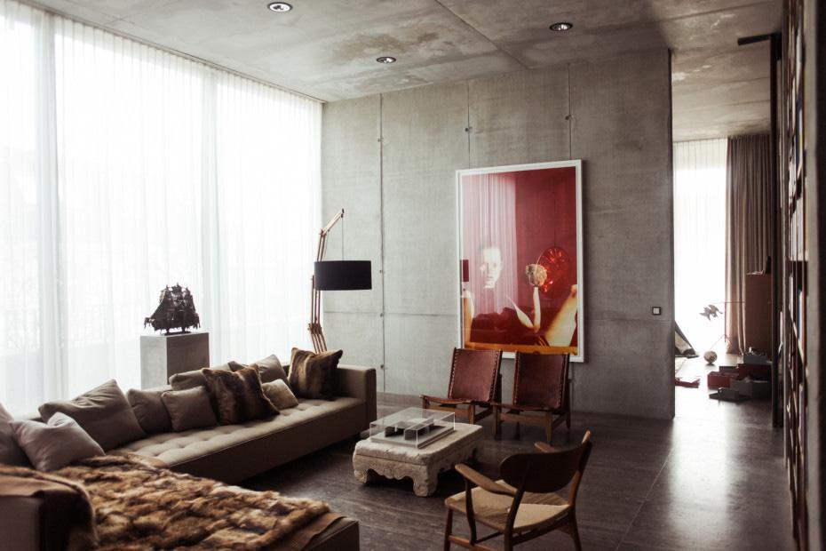 alondoninterior's tweet photo. #Accouterloves \\ Bunker transformed into a gallery and home #minimalism #architecture http://t.co/iAJEJkP4US http://t.co/BfMWu9IFEm