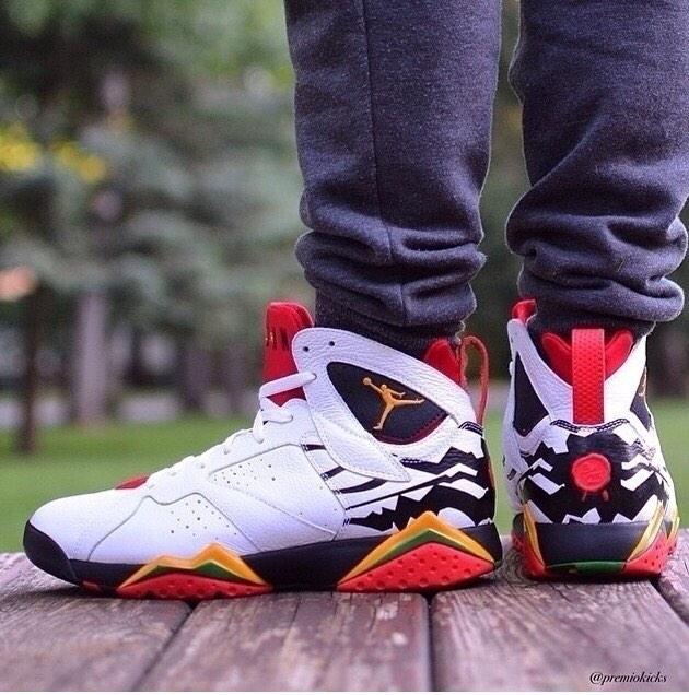 _freshkicks_'s tweet photo. Bin 7's http://t.co/tciJLLDwgx