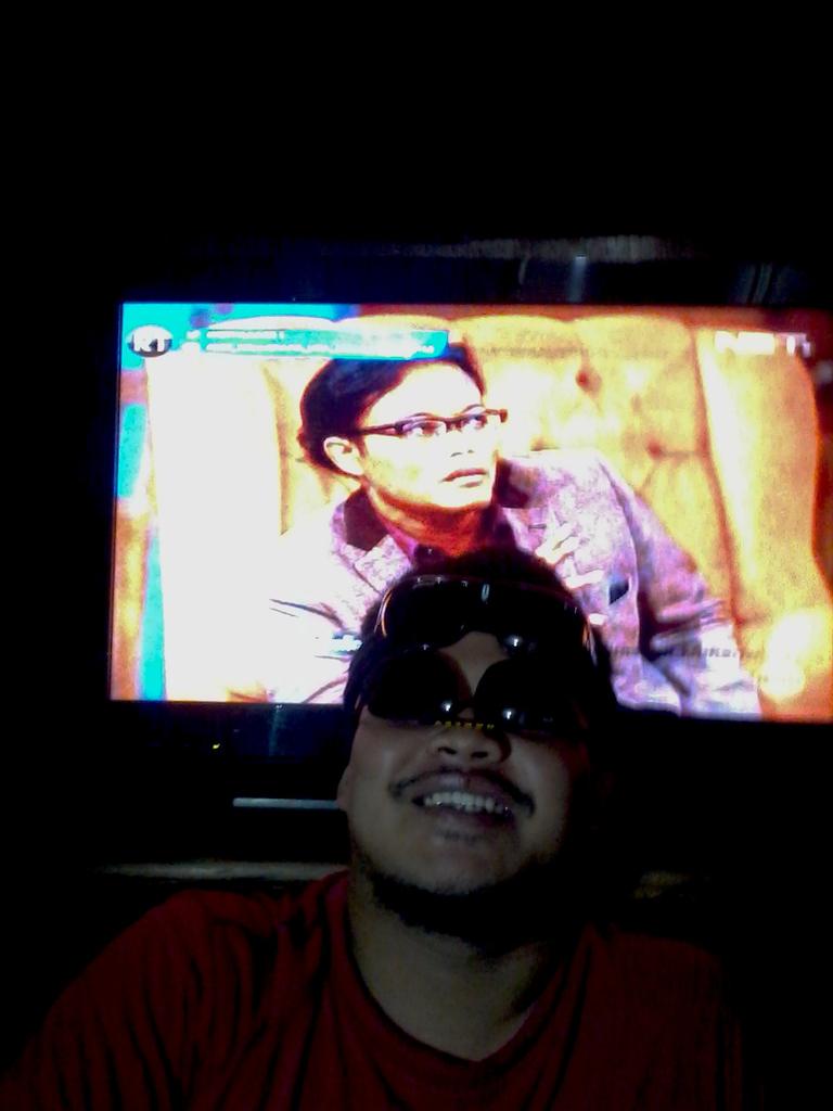 AllaksaArya's tweet photo. @netmediatama clue ..RT #NETMiliuner_3 http://t.co/f0Z3NT3R6R