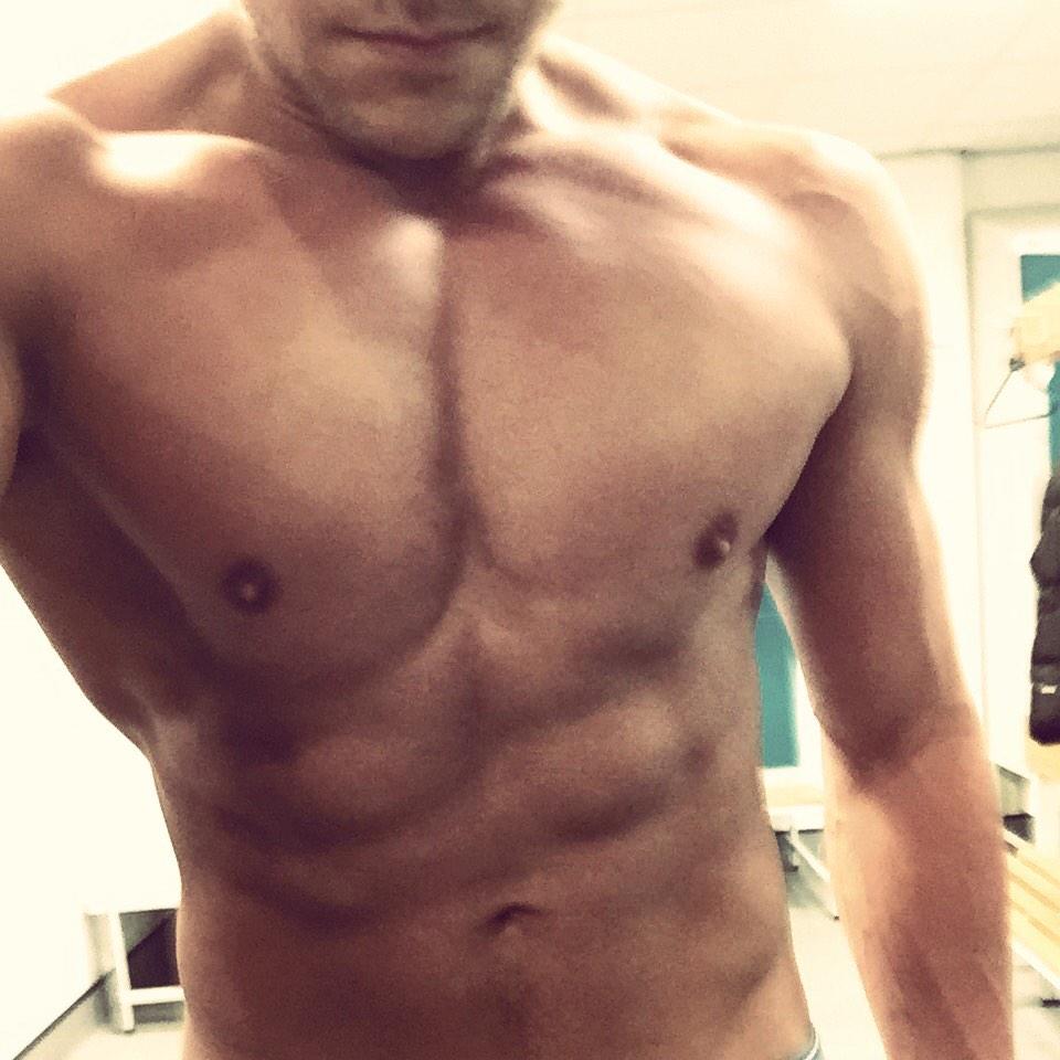 prebbs1's tweet photo. Back on game after Thailand,  gunna smash the gym hard 💪 http://t.co/Pi6ne5OaoH