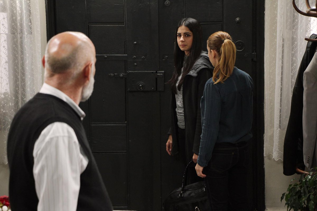 Umut Kenan’ı seçerek evden ayrılıyor... #HayatAğacı bu gece 23:00'te <a href="/trttv1/">TRT 1</a>'de!