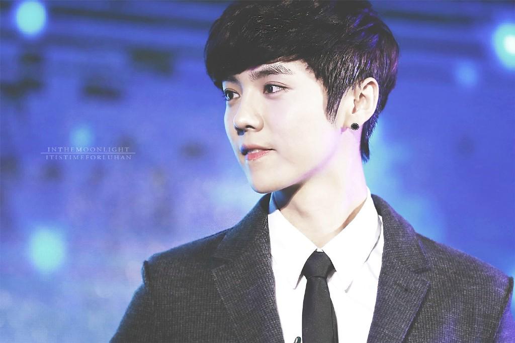 BozzLuLine_'s tweet photo. สวัสดีครับ คิดถึงผมไหม ผมคือใครกันนะ .ยิ้ม http://t.co/4iKujKyOxy