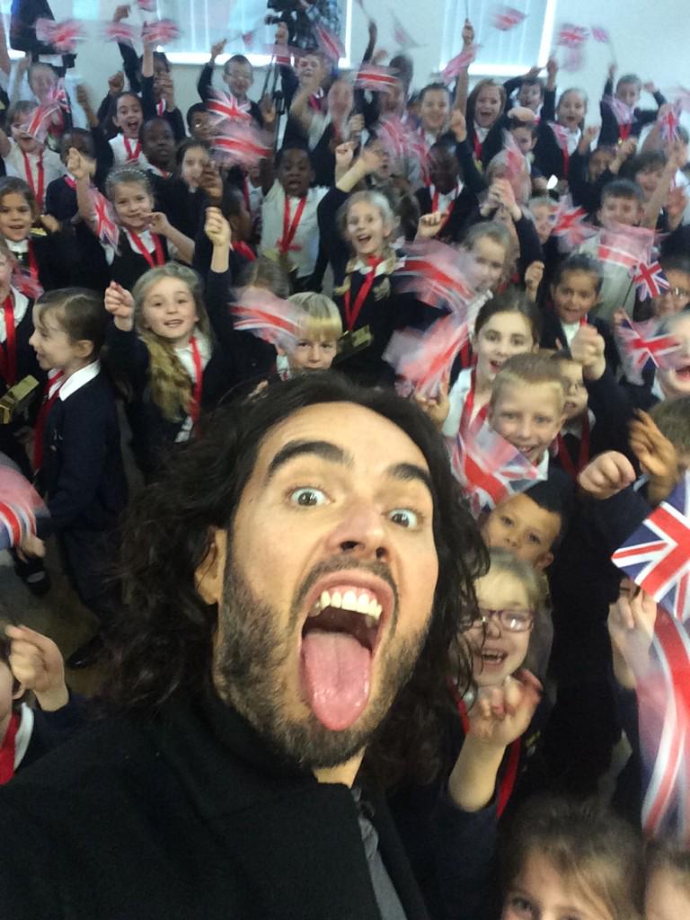 rustyrockets's tweet photo. Young Revolutionaries. http://t.co/2vgJnktSNQ