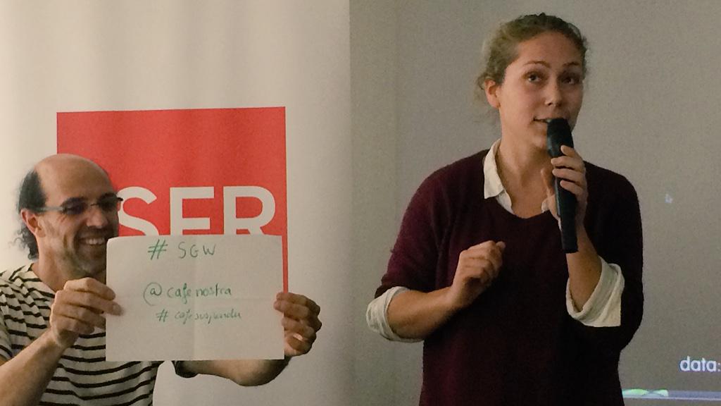 antoineguyon's tweet photo. #SocialGoodWeek @Ptibook ns fait état d'1 an d'entrepreneuriat solidaire,de @mCubers est né @cafenostra #CafeSuspendu http://t.co/Z703HAzvSP