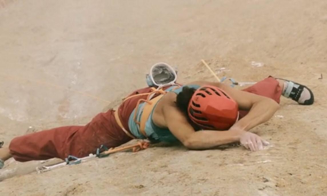 traillocker's tweet image. A climb in the clouds anyone? vimeo.com/112912528 @Petzl @ScarpaNA @Arcteryx @MadRockClimbing