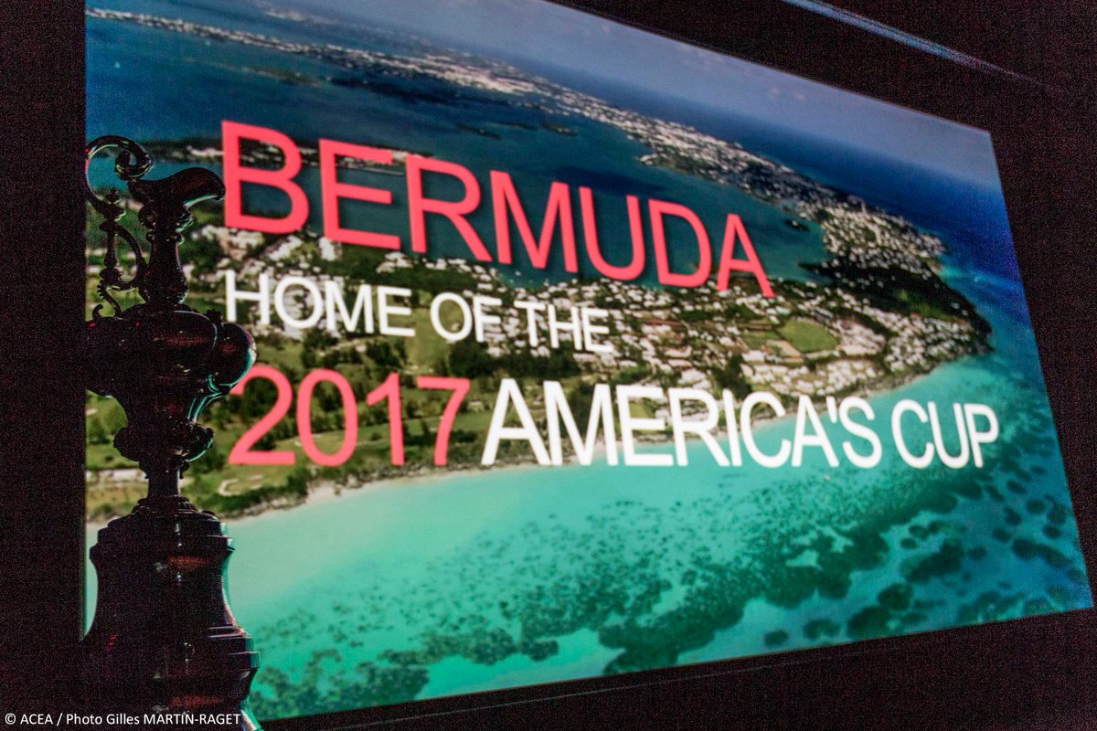 Sortez les horts, l'America's Cup part sous les cocotiers! Photos here photo.americascup.com/AC35-Venue-Ann… <a href="/americascup/">americascup</a>