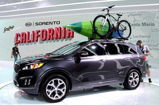 HorneKia's tweet photo. See what has Car and Driver raving about the new #Kia #Sorento! http://t.co/03rAgwz9ym http://t.co/2D1FbG1pBB