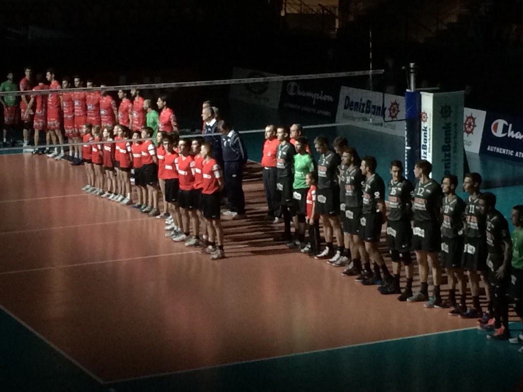 VCGREENYARDMsk's tweet photo. Our pupil of the week Maartje Saes with @Bderkoni before our match against @SIRVolleyPG @CEVolleyball http://t.co/16wbza95wC