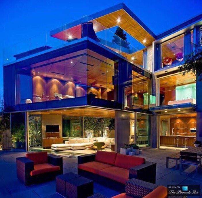 adriennecung's tweet photo. “@lifegoals: Modern style mansion 😳😍 http://t.co/IZnTijokan” @BMAbercrombie  start packing your stuff