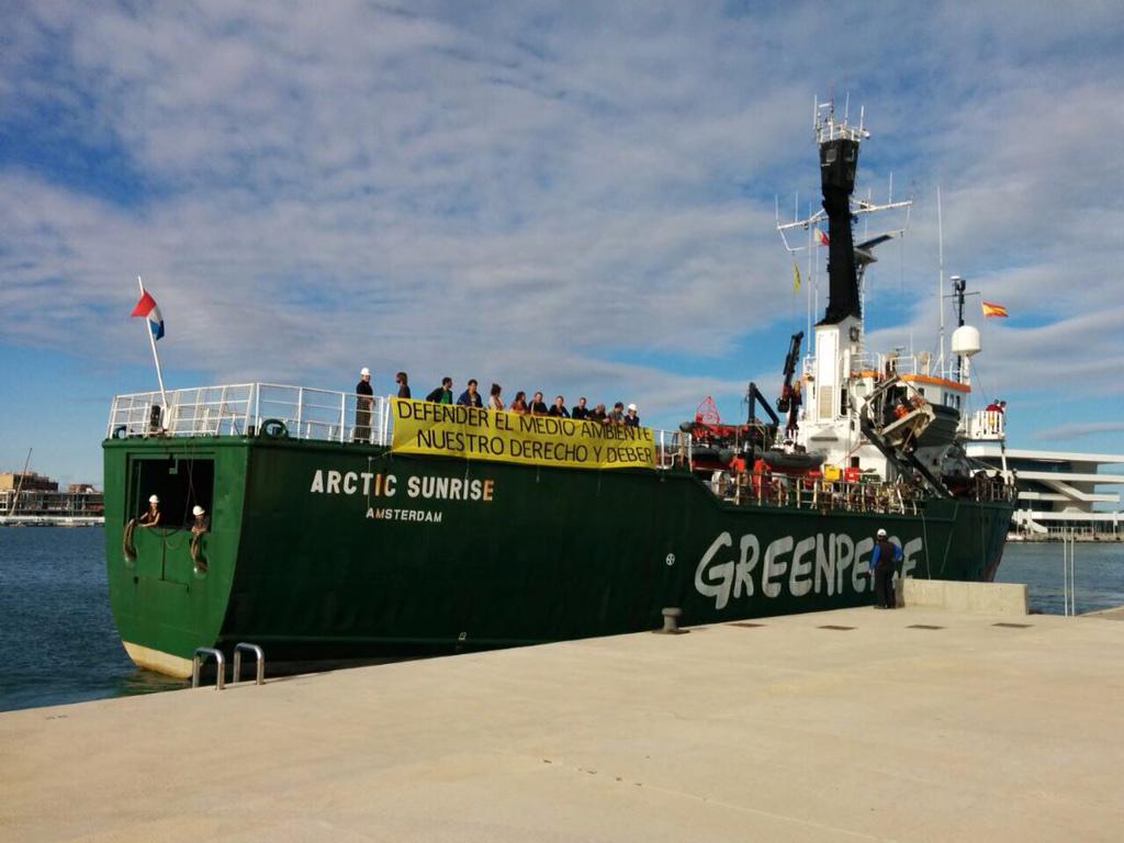 Greenpeace_CV's tweet photo. El Arctic Sunrise ya está en Valencia. ¡Ven a visitarlo! Horarios aquí: http://t.co/CInLP50BLB #Cofrentes17 #Misión45 http://t.co/ZljRMpXzpE