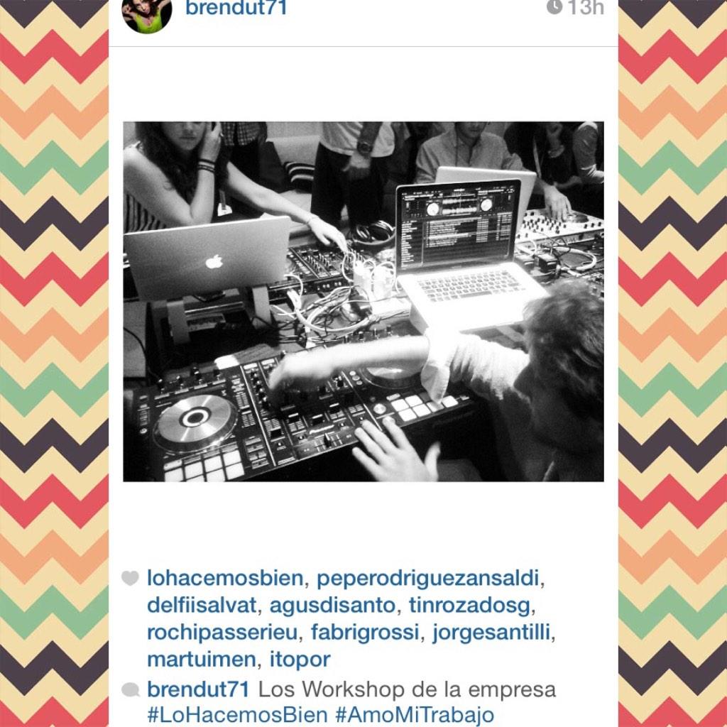 Lanzamiento #Workshops 2015
#Music + #Cocktails <a href="/SarapuraDJS/">@sarapura</a> + #LOHACEMOSBIEN ! Gracias <a href="/CampariArg/">Campari Argentina</a> <a href="/CunningtonAR/">Cunnington</a>