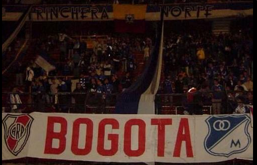 ElMasGrannde's tweet photo. Hinchas de #Millonarios. Queremos esta bandera presente en el partido entre Nacional vs. #RiverPlate. [RT] http://t.co/9MqTsami5P