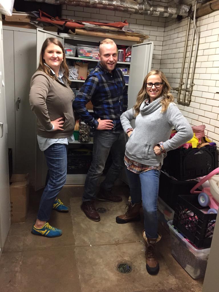 jennystreets's tweet photo. Awesome job #PharmaDreamTeam Doing Some Good at TheNeighborhood Center in Camden, NJ http://t.co/UnV12bs7qD
