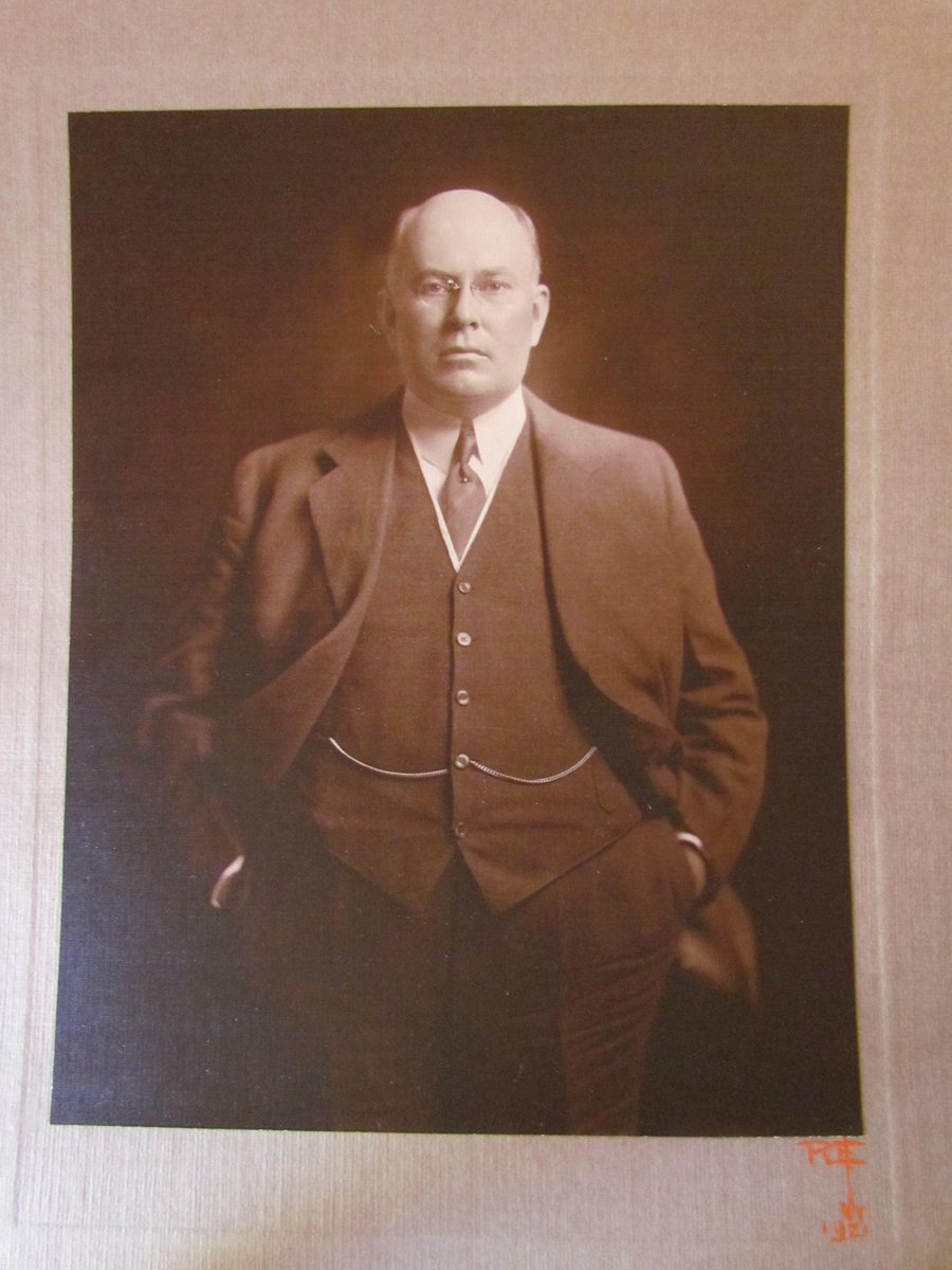 boyce_thompson's tweet photo. William Boyce Thompson made a surprise appearance at 90th anniversary of his institute, #BTI http://t.co/vx05C6WkPt http://t.co/D8AYqJE7VR