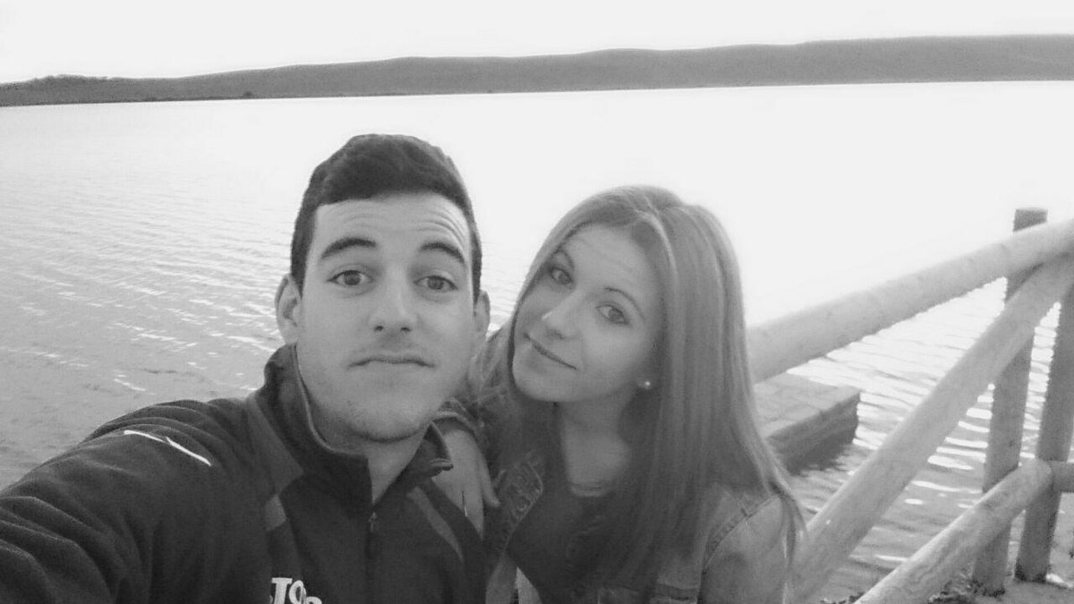 Beittaa19's tweet photo. Cuatro meses junto a @Cristo_Carrion y con ganas de más :) Te quiero! http://t.co/O3U8FAt5jU
