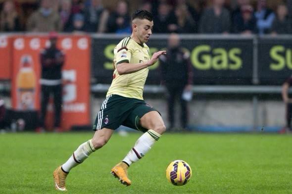 DinoACM_backup's tweet photo. El Shaarawy in actie zondag tegen Udinese #GrandeFaraone http://t.co/QgTDDKXvMn