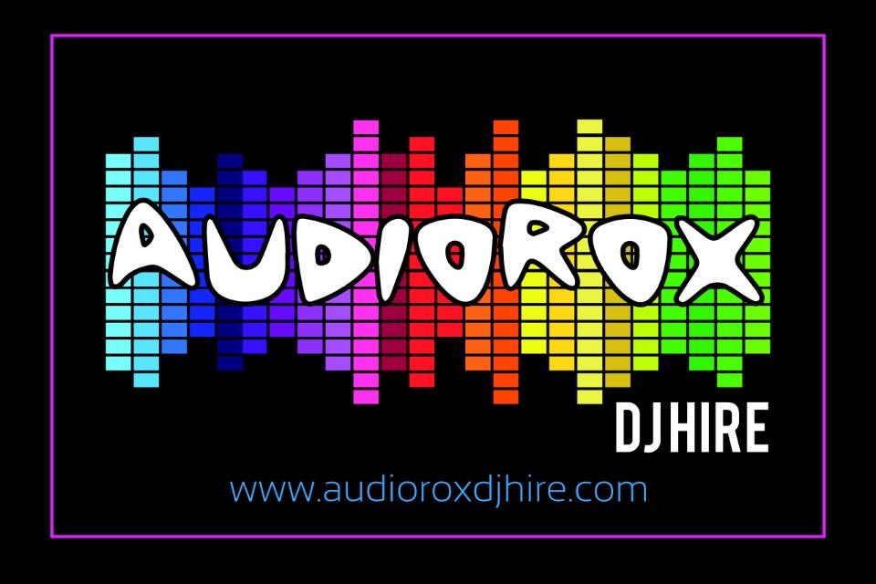 AUDIOROXdjhire's tweet photo. Busy one this month #Partyseason #NYE #Christmasparty #midweekraving BRING IT ON http://t.co/Ji1kCIKzjv http://t.co/mEzNDqP9t3