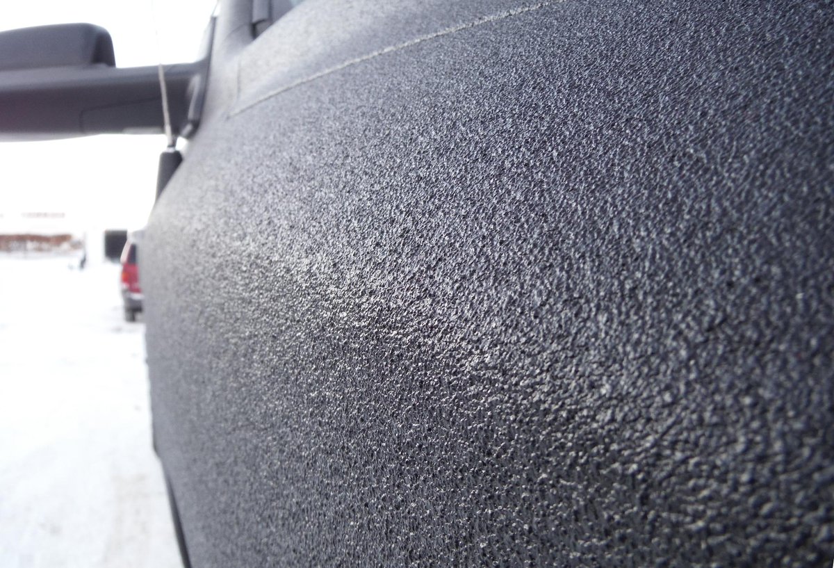 LineXCalgary's tweet photo. Another complete truck #LineXed #LineXProtects http://t.co/9zZYNNsl5I