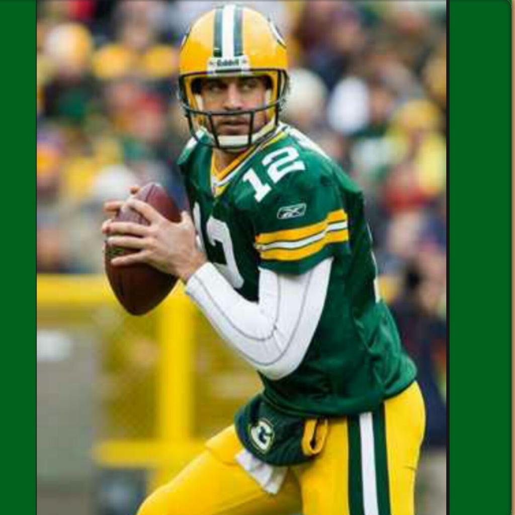 Happy Birthday to my favorite QB off my favorite team Aaron Rodgers!!       