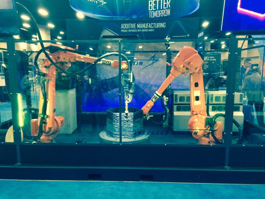 BrianWFoy's tweet photo. MT @ncdmmralph: #DMC2014 @LockheedMartin unveils robotic simultaneous additive and subtractive manufacturing http://t.co/6drXOTv8wb