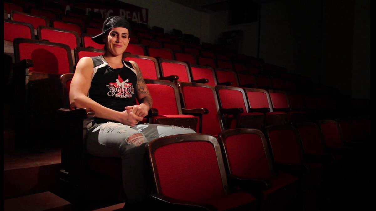 SISUGuard's tweet image. Awesome video from @DetroitDerby. You gals rock!  #10yearsofhits hubs.ly/y0lgmc0