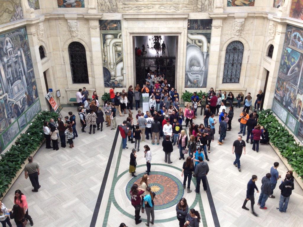 View image on Twitter