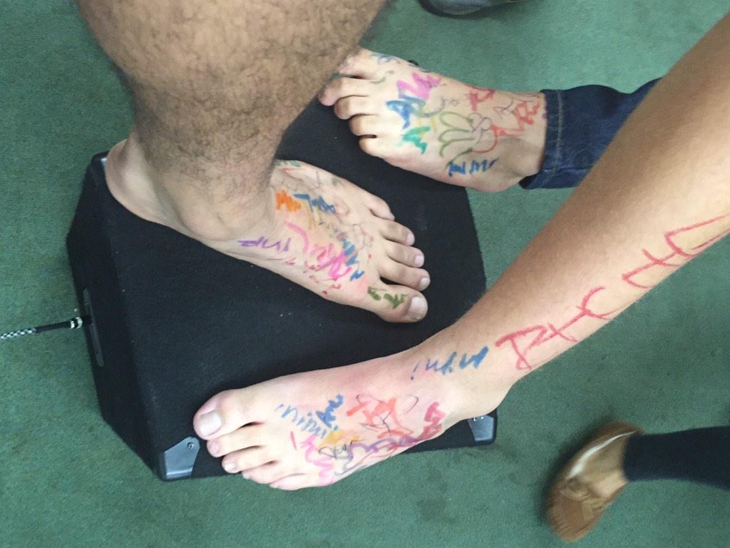 mylestheadonis's tweet photo. Last night got inked up from my feet up! #WhyTheYNot #InkGameStrong #ILoveClub #InkMyWholeBody @SahuaroYL http://t.co/WpMxqN60N8