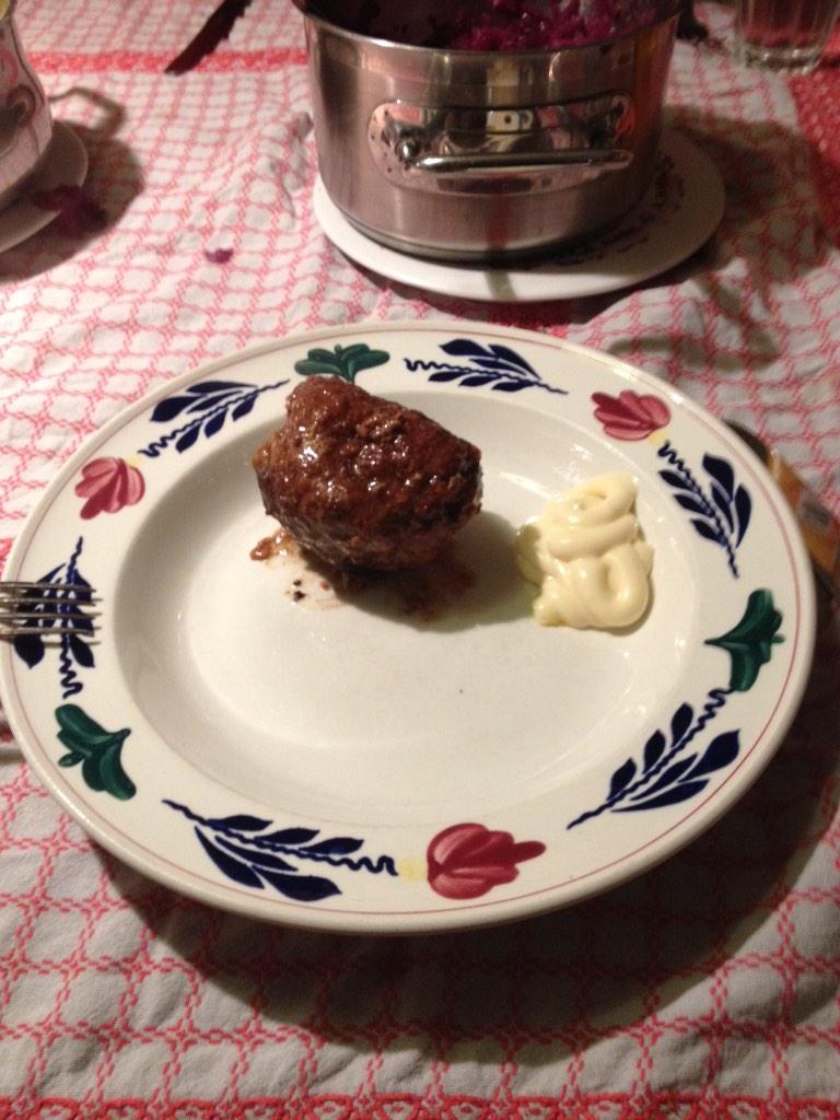 brianrijgersber's tweet photo. Hakkie bal naise. 👍 http://t.co/AATcLs9pyT