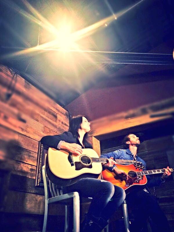 NashUnplugged's tweet photo. We can't get enough of @SoniaLeigh! She performs "When We Are Alone" for us on http://t.co/eAMVr2WF7Y ! CHECK IT OUT! http://t.co/nJNyGBZqPS