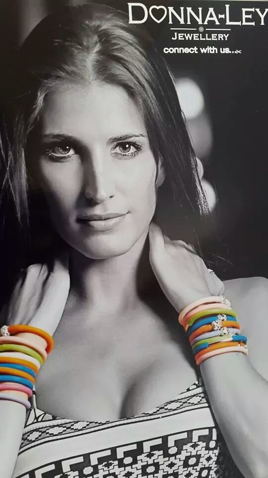 CastleHayley's tweet photo. Our face of Donna-Ley Jewellery beautiful  model Elena http://t.co/GD1UvVUHj0