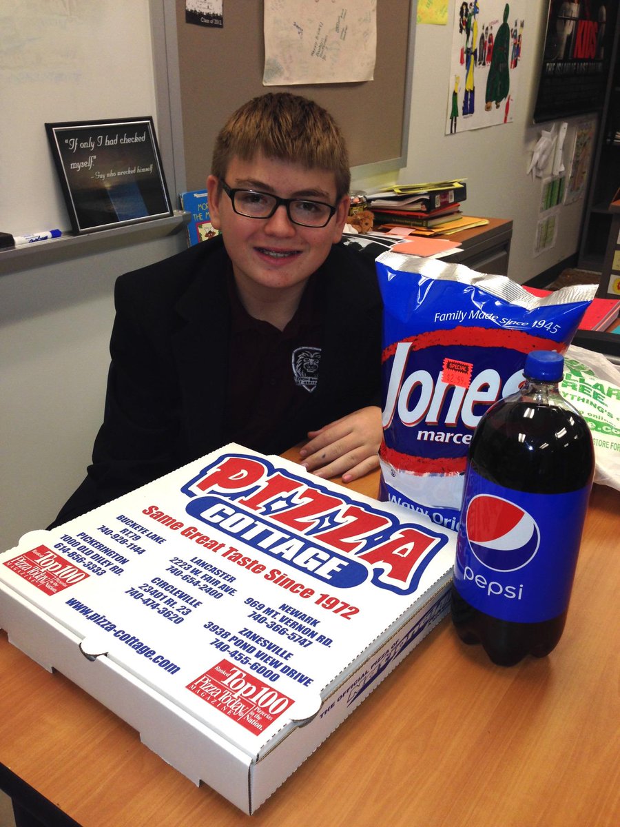 PTAHMS's tweet photo. Johnathon Weiber was the lucky winner in our Nov Pulse card drawing. He received a pizza delivery for lunch today! http://t.co/u3RqmikRhk
