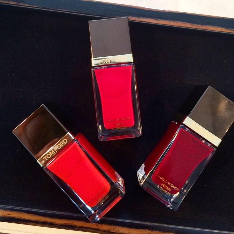 HarpersBazaarmx's tweet photo. . @TomFord llega a México con 16 tonos de esmaltes y 28 tonos de lipsticks. #TFLips&Nails #TomFord http://t.co/2EwB719ARQ