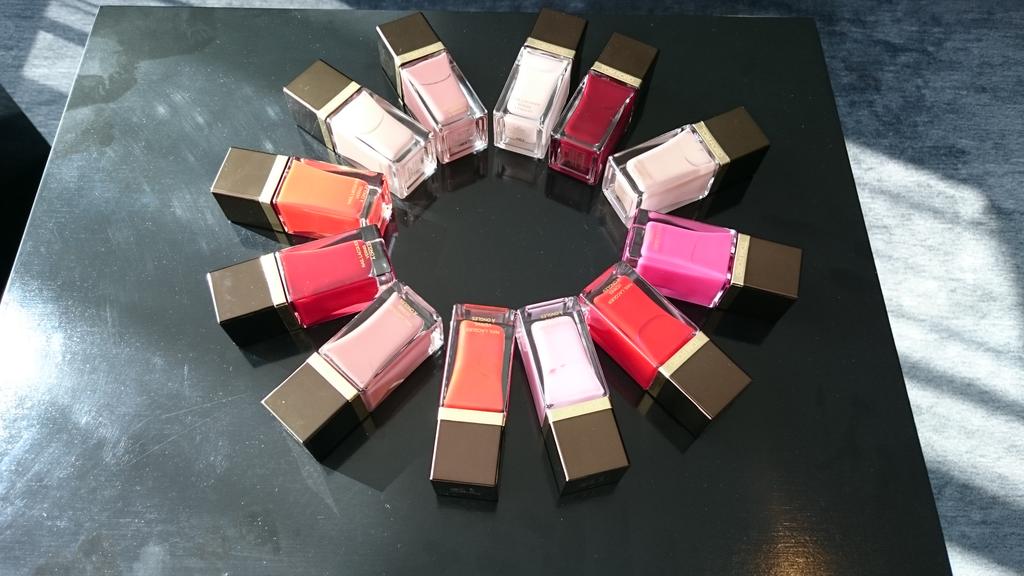high_onfashion's tweet photo. Y algunos de los tonos de esmalte de uñas de Tom Ford #TFLips&Nails http://t.co/x7mkx5Xb1E