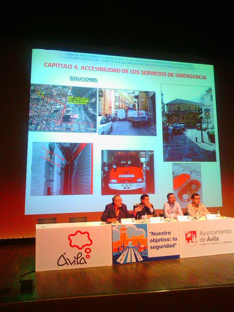 SeguridadVialAv's tweet photo. Estudio de los problemas de accesibilidad de los servicios de emergencia a los cascos históricos del @GrupoCPHE http://t.co/sWa1yfu76O