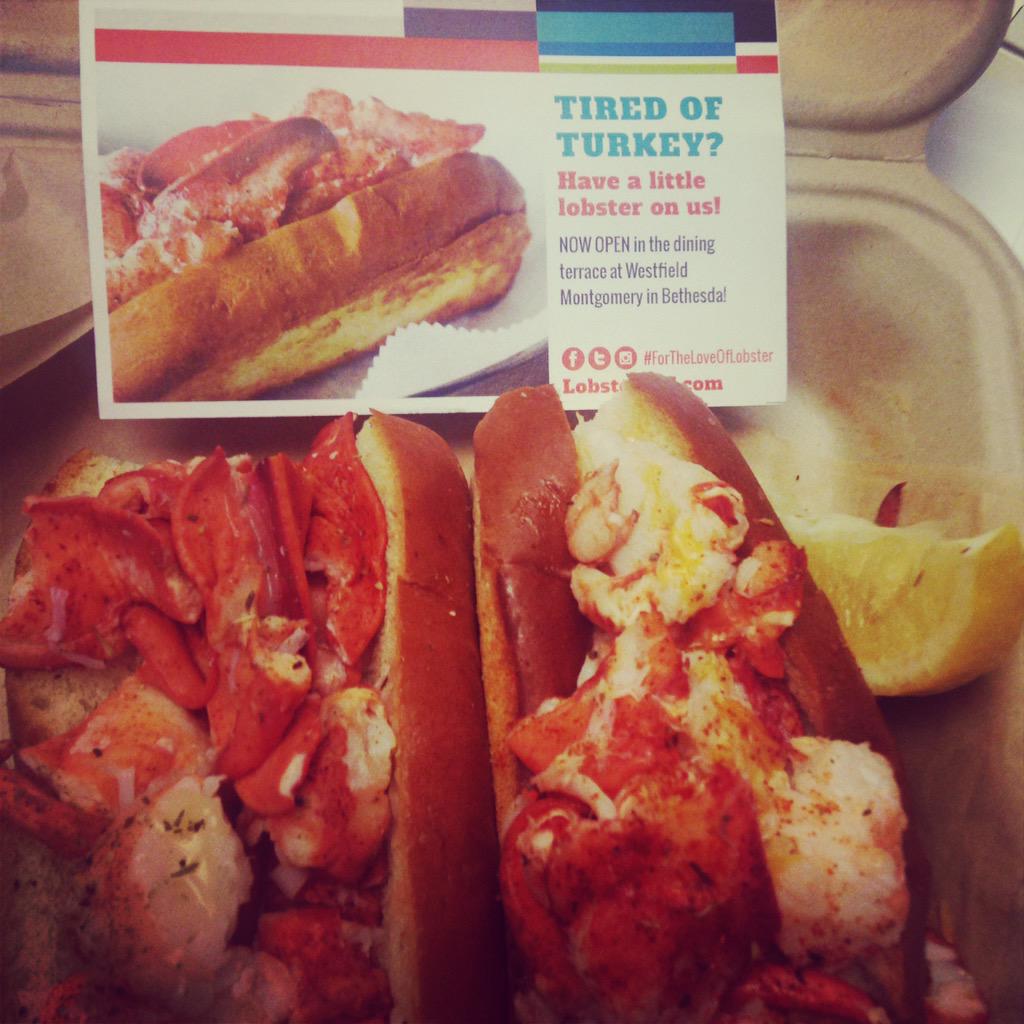 suzyjacobsdc's tweet photo. Lunch is served @lobster_ME in Bethesda!! Run don't walk! @taa_pr @capitolfilemag #fortheloveoflobster http://t.co/51atSSIHuG