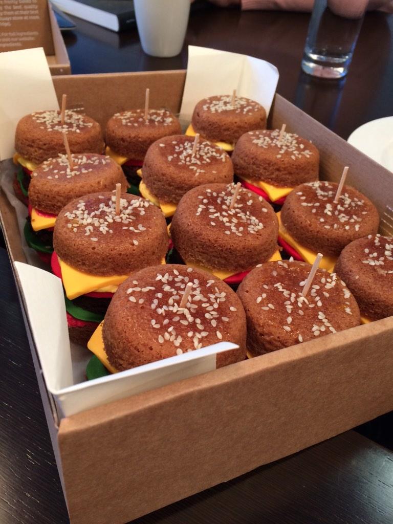 This afternoon's sugar rush provided by <a href="/crumbsandoilies/">Crumbs & Doilies</a> - burger cupcakes all the way