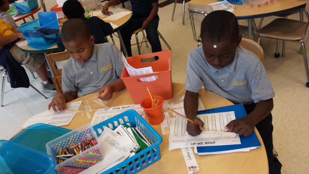 EEP2ndGradeAT's tweet photo. St. Andrews hard at work during centers. http://t.co/vYaPmlhPtY