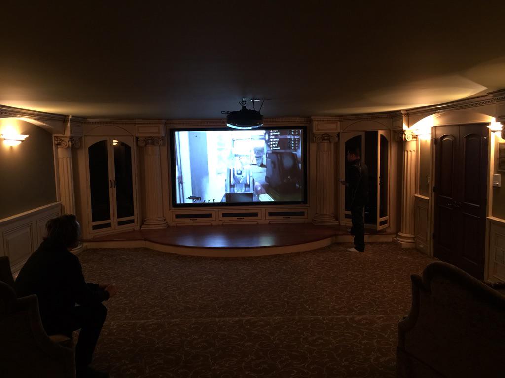 Crimsix's tweet image. Watching the 1v4 vs nV 😉