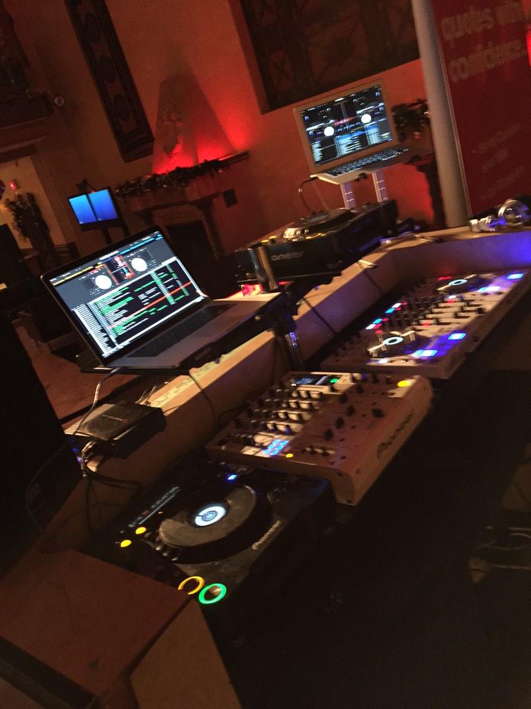 fastdrvr's tweet image. Ready to #Dj  #TOTechBash Thanks Courthouse for making it so easy!