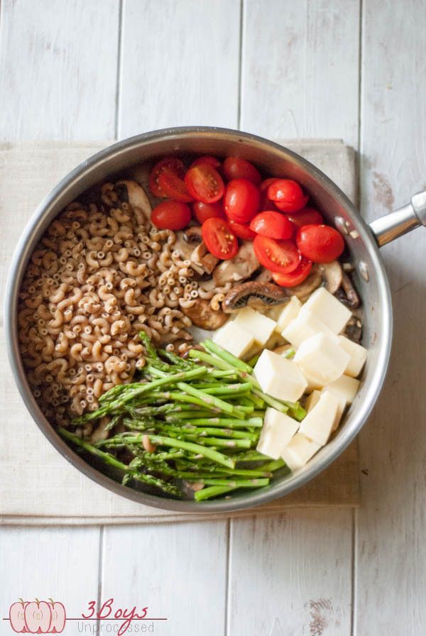 LuvieAngie's tweet photo. One Pot Veggie Mac N Cheese by 3boysunprocessed #Mac_Cheese #Veggies #Easy #yummy #delic... http://t.co/gurHsyFEYn http://t.co/o3Uf2k6l5F