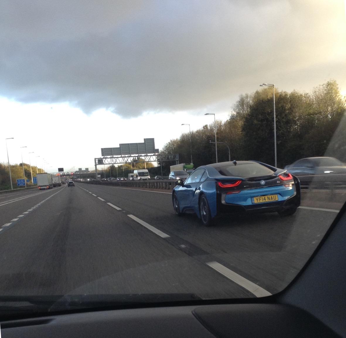 MBD_1's tweet photo. First i8 BMW I've seen on the road - M4 near Bristol #Thatthingisthefuture http://t.co/oI9AsjboLR