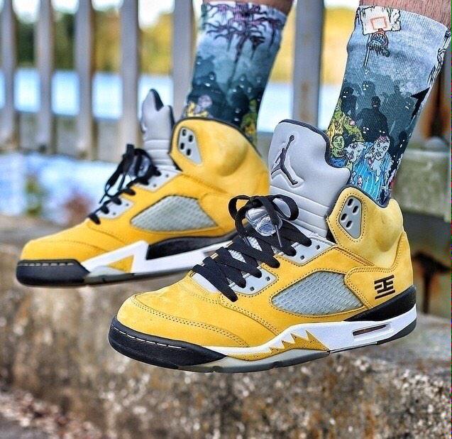 _freshkicks_'s tweet photo. Jordan Tokyo 5's http://t.co/5xvIFPwjcu