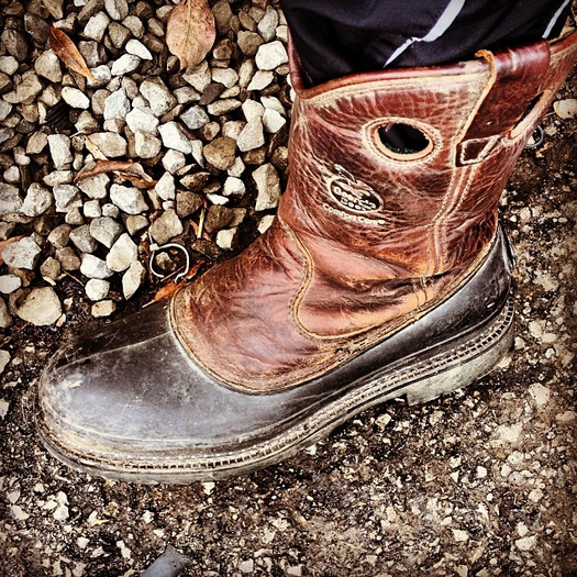 GeorgiaBoot's tweet photo. Life is better in Boots, in #GeorgiaBoots #comfort #relability #workboots #AmericasHardestWorkingBoot http://t.co/j9nUD4kDCb