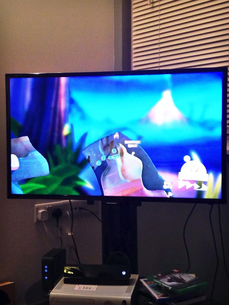 Very tense game of worms, you want some <a href="/OfficialJOD/">James O'Dwyer</a>, I'll give it to ya #modernwormfare