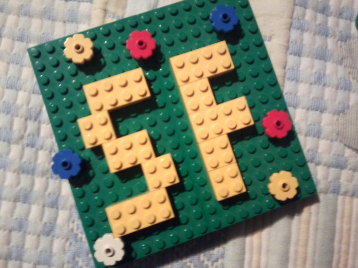 MsLm_97's tweet image. @SUP3RFRUIT #Votesuperfruit #LEGOedition