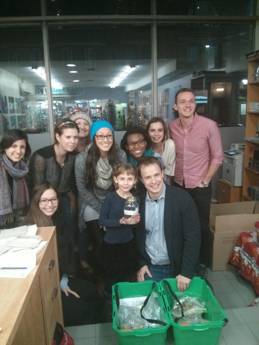 Ella from <a href="/RHMcGregor/">R.H. McGregor School</a> met @freethechildren Marc Kielburger yesterday to present $917 she raised in nickles. Wtg Ella!