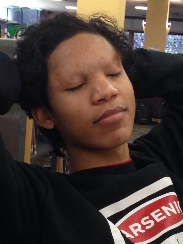 THS1T5's tweet photo. Look at @DarbaseGod without eyebrows! Now go get your winter bash tickets to see more of this! http://t.co/FLViIBtLfo